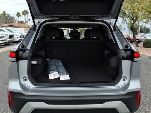 Certified 2025 Volkswagen Tiguan S image 16