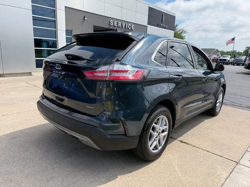 Used 2024 Ford Edge SEL w/ Convenience Package AWD/4WD image 9
