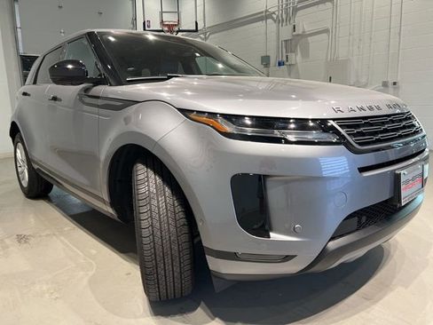 Used 2025 Land Rover Range Rover Evoque S AWD/4WD image 3