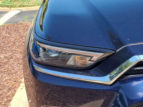Used 2024 Toyota Grand Highlander FWD image 3