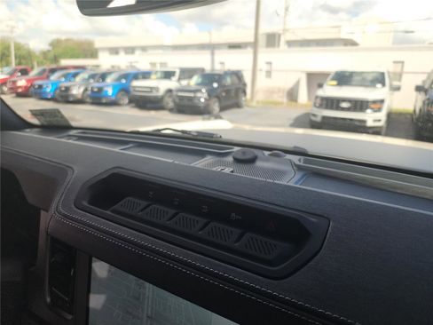 New 2026 Ford Bronco Outer Banks w/ Sasquatch Package image 33