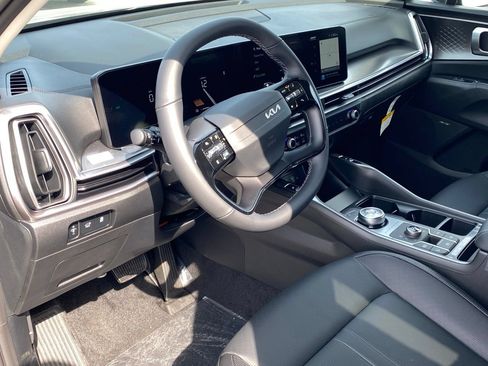 New 2026 Kia Sorento EX w/ EX Premium Package FWD image 11