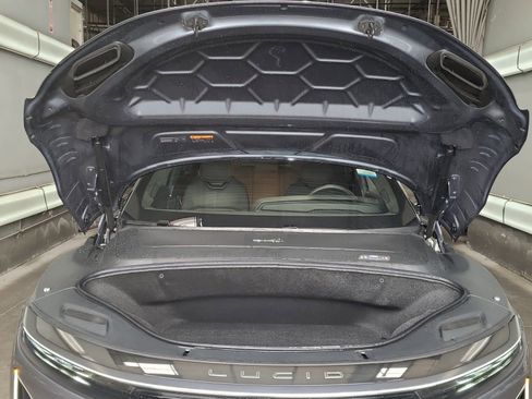 Used 2025 Lucid Air Grand Touring AWD/4WD image 12