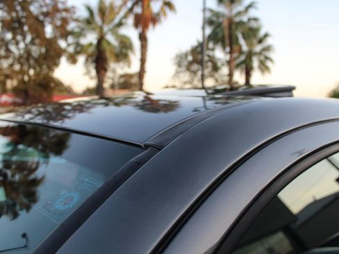 Used 2017 Toyota Tacoma Limited image 12