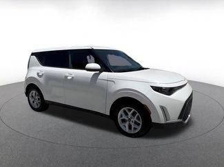Used 2025 Kia Soul LX w/ LX Technology Package FWD video 2