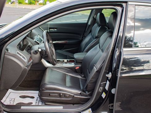 Used 2015 Acura TLX w/ Technology Package FWD image 13