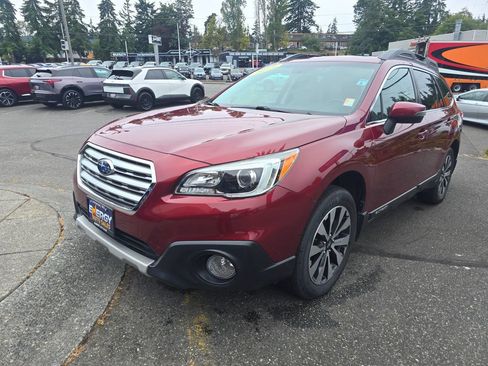 Used 2015 Subaru Outback 2.5i Limited AWD/4WD image 3
