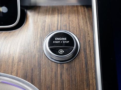 Used 2024 Mercedes-Benz CLE 450 4MATIC Cabriolet image 17