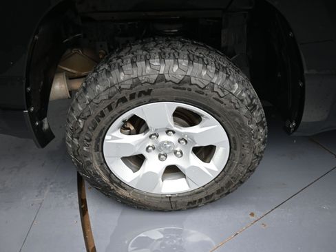 Used 2023 RAM 1500 Lone Star image 24