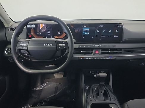 Certified 2025 Kia K4 FWD image 20