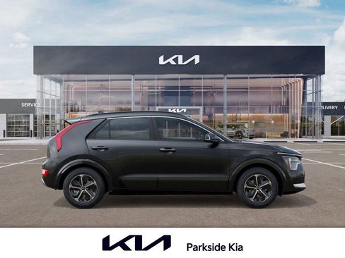 New 2026 Kia Niro SX image 7