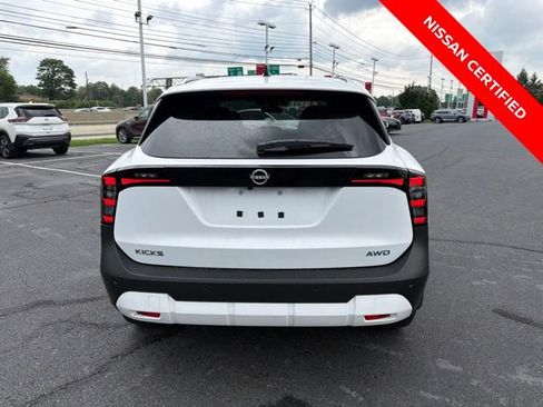 Certified 2026 Nissan Kicks SV w/ SV Premium Package AWD/4WD image 8