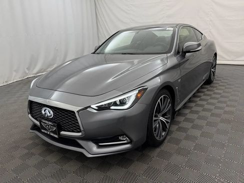 Used 2018 INFINITI Q60 3.0t Luxe w/ Sensory Package 3.0T Luxe AWD/4WD image 2