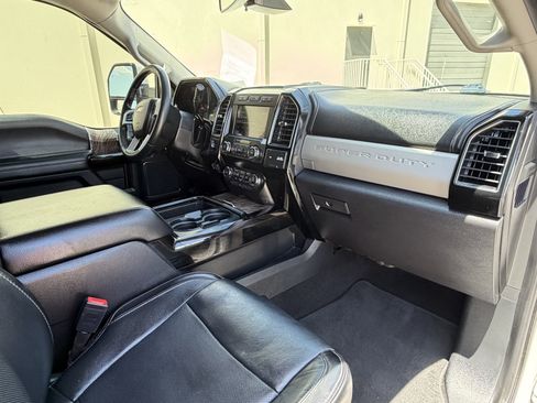 Used 2019 Ford F350 Lariat w/ Lariat Ultimate Package AWD/4WD image 14