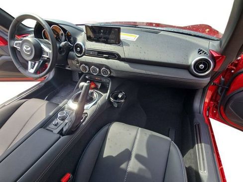 New 2026 MAZDA MX-5 Miata RF Grand Touring RWD image 9