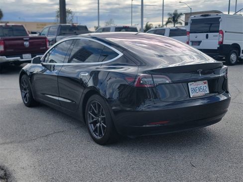 Used 2019 Tesla Model 3 Mid Range image 8