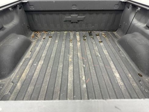 Used 2018 Chevrolet Silverado 1500 LT w/ Texas Edition image 8