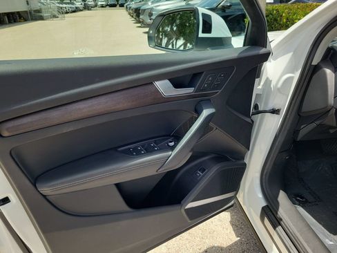 Used 2021 Audi Q5 2.0T Premium Plus AWD/4WD image 19