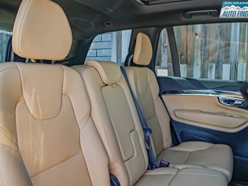 Used 2018 Volvo XC90 T6 Momentum w/ Convenience Package AWD/4WD image 22