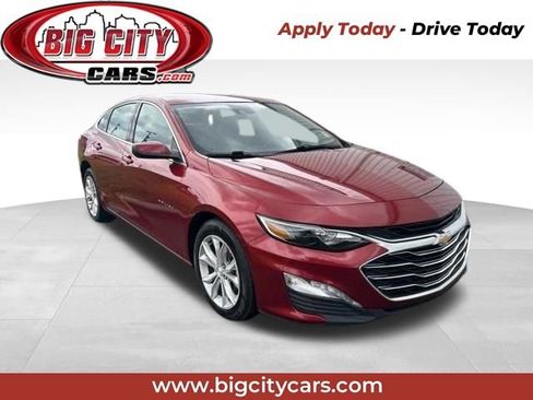 Used 2024 Chevrolet Malibu LT FWD image 1
