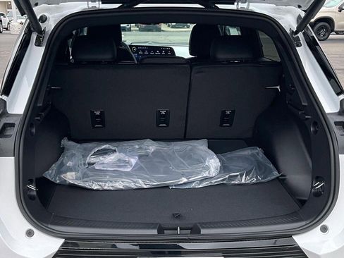 New 2026 Chevrolet Equinox EV LT w/ Convenience Package II AWD/4WD image 5