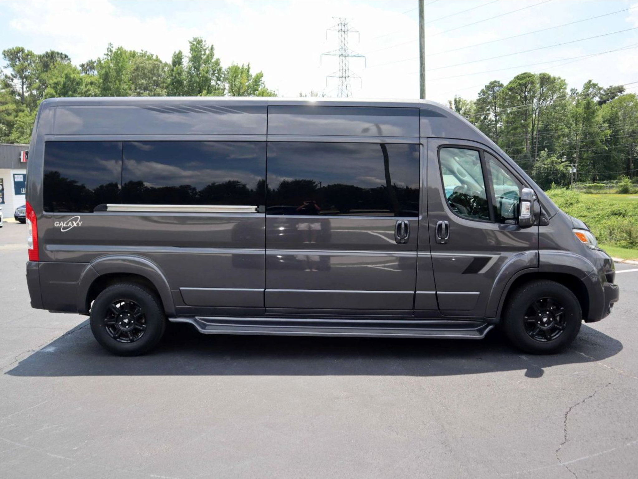 Used 2023 RAM ProMaster 2500 w/ Premium Convenience Group (B) FWD image 7