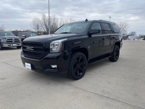 Used 2020 GMC Yukon SLT w/ Graphite Performance Edition image 2