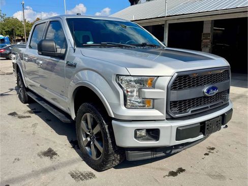 Used 2017 Ford F150 XLT w/ Equipment Group 302A Luxury AWD/4WD image 17