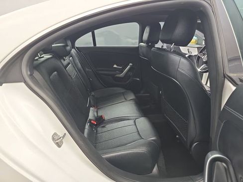 Used 2025 Mercedes-Benz CLA 250 image 31