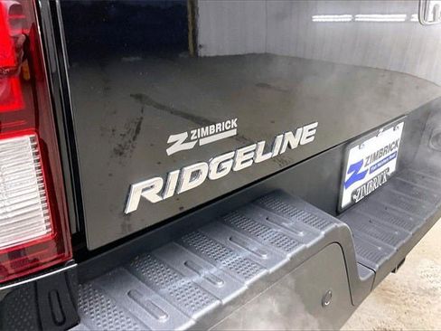 Certified 2023 Honda Ridgeline Black Edition image 9