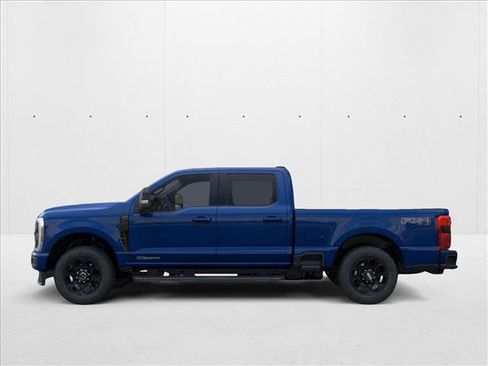 New 2026 Ford F250 Lariat w/ Black Appearance Package image 3