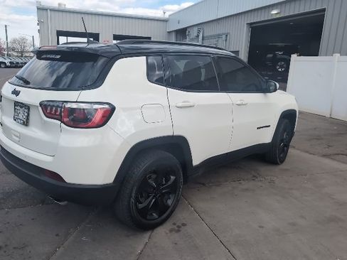 Used 2018 Jeep Compass Latitude w/ Popular Equipment Group image 4