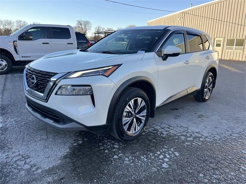 Used 2022 Nissan Rogue SV image 7