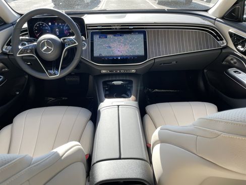 New 2026 Mercedes-Benz E 450 4MATIC Sedan image 24