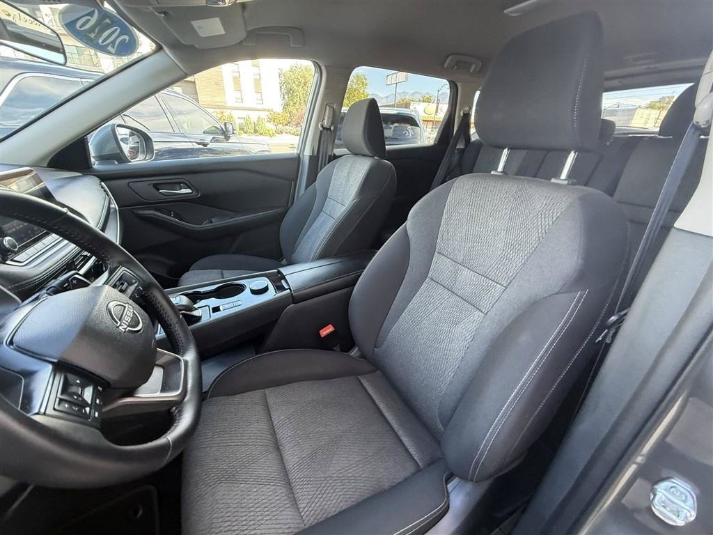 Used 2026 Nissan Rogue SV AWD/4WD image 17