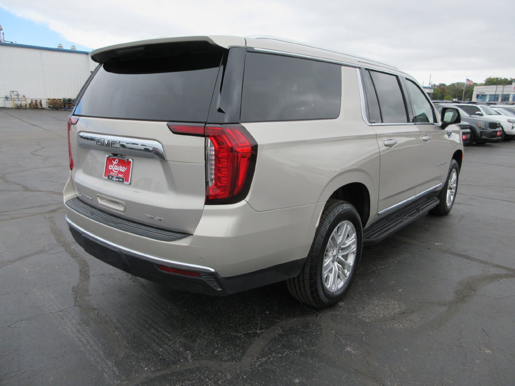 Certified 2024 GMC Yukon XL SLT w/ SLT Luxury Package AWD/4WD image 6
