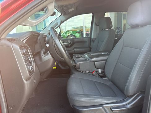 Used 2020 Chevrolet Silverado 1500 Custom Trail Boss w/ Custom Convenience Package image 18