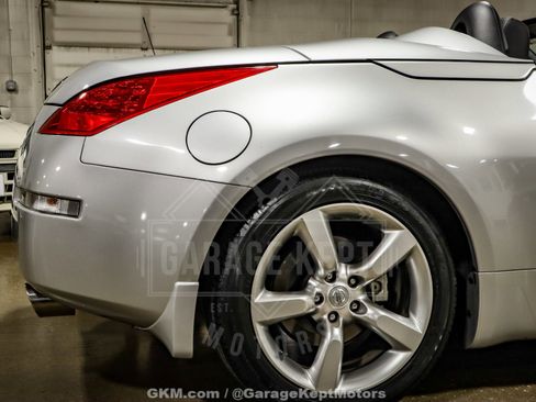 Used 2008 Nissan 350Z Touring image 61
