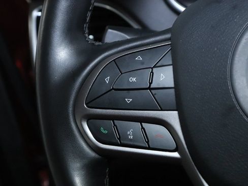 Used 2020 Jeep Cherokee Limited AWD/4WD image 23