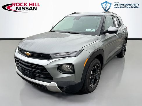 Used 2023 Chevrolet TrailBlazer LT w/ Convenience Package image 1