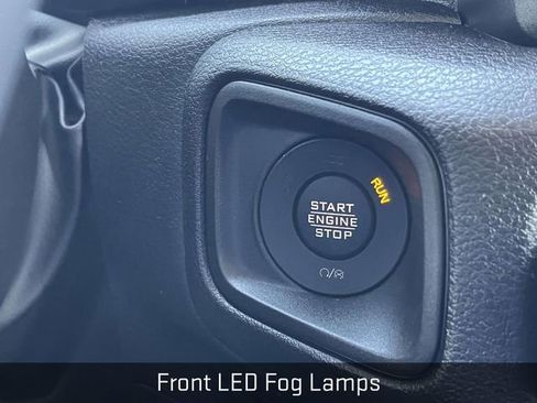 Used 2025 Jeep Wrangler Willys image 29