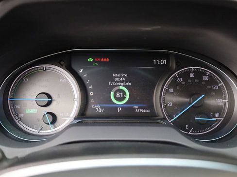 Used 2022 Toyota Venza Limited image 38