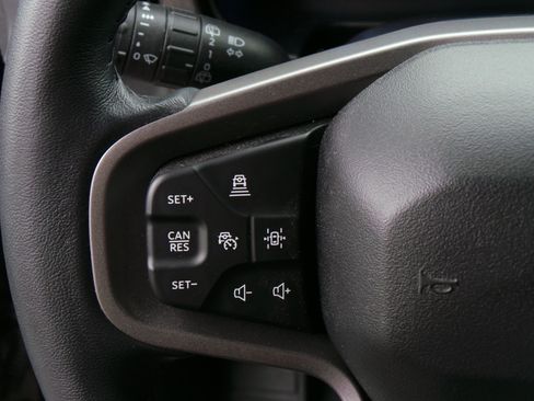 Used 2025 Ford Bronco Badlands AWD/4WD image 36