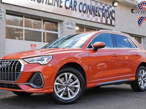 Used 2024 Audi Q3 2.0T Premium image 1