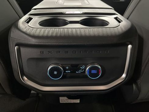 New 2026 Ford Expedition Active AWD/4WD image 36