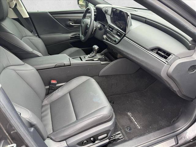Used 2023 Lexus ES 350 w/ Premium Package FWD image 18