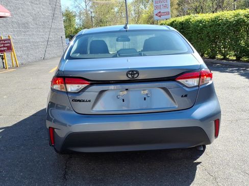 Used 2024 Toyota Corolla LE FWD image 5
