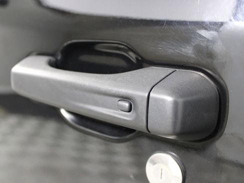 Used 2022 Jeep Wrangler Unlimited Rubicon 4xe w/ Steel Bumper Group image 43