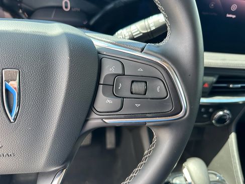 Used 2025 Buick Encore GX Preferred FWD image 18