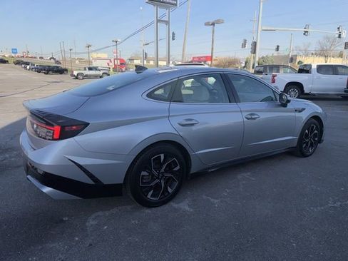 Used 2025 Hyundai Sonata SEL image 12